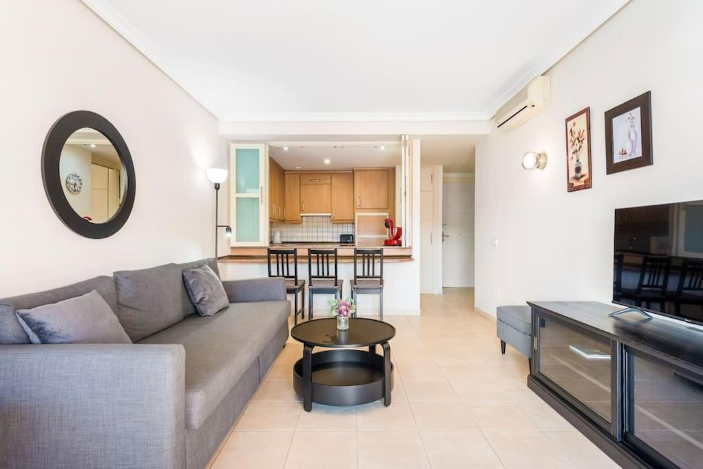 Bright And Welcoming Holiday Home Пуэрто-де-Сантьяго Экстерьер фото
