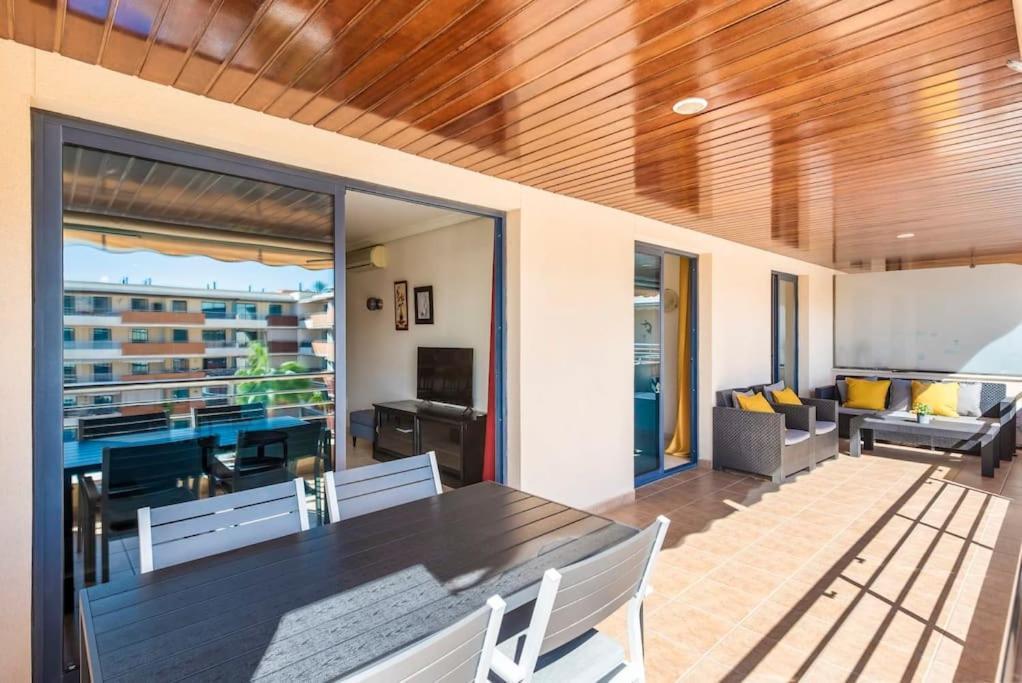 Bright And Welcoming Holiday Home Пуэрто-де-Сантьяго Экстерьер фото