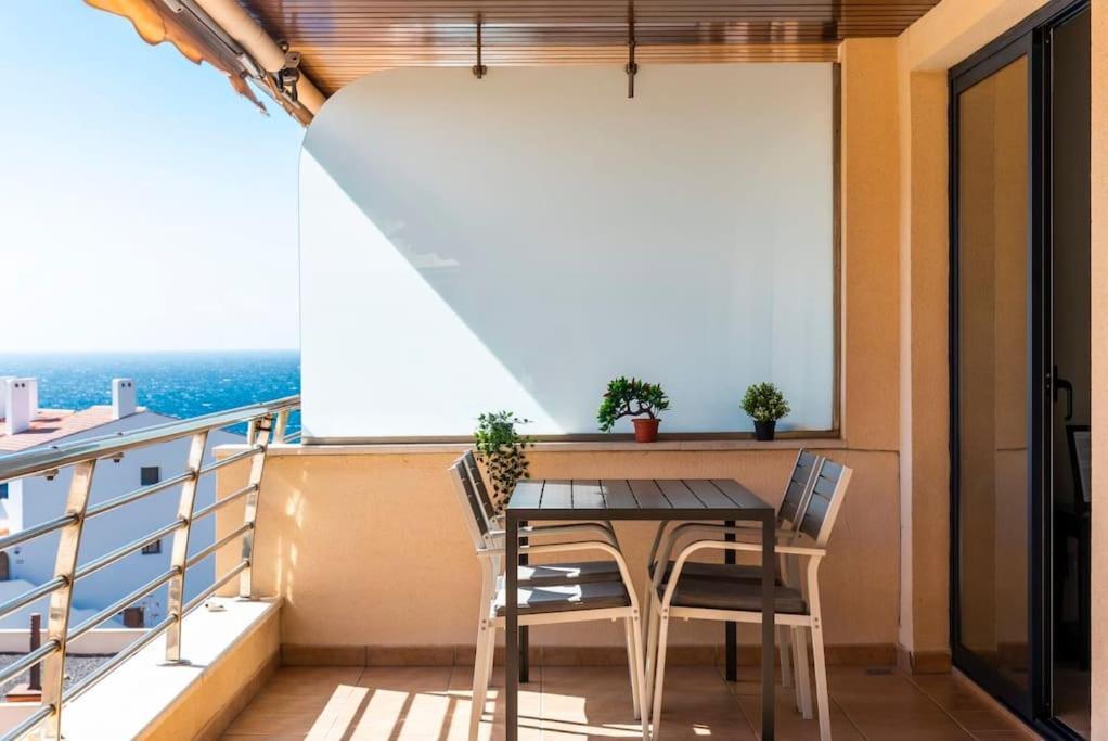 Bright And Welcoming Holiday Home Пуэрто-де-Сантьяго Экстерьер фото